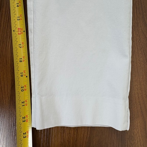 Chicos White Capri Pants Straight Leg Cropped Casual Pull On Womens Size 2/US 12 - Picture 9 of 11